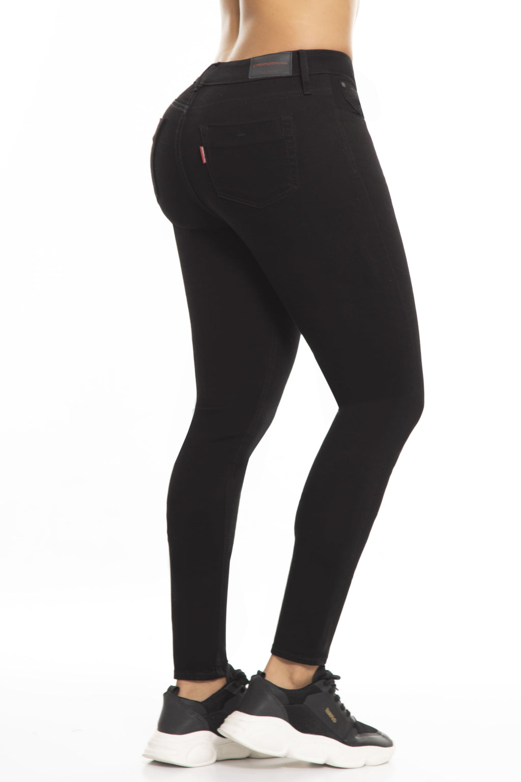Jean Skinny Levanta Cola Negro J3071 DenimClazz