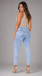 Jean Boyfriend Dirty Levanta Cola con Rotos | J3482