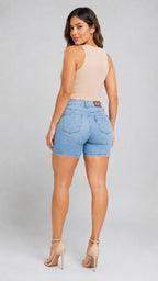 Short Denim Levanta Cola Media Pierna con Ruedo | S3365